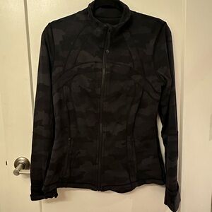 Lululemon Define Jacket – Black Camo Print